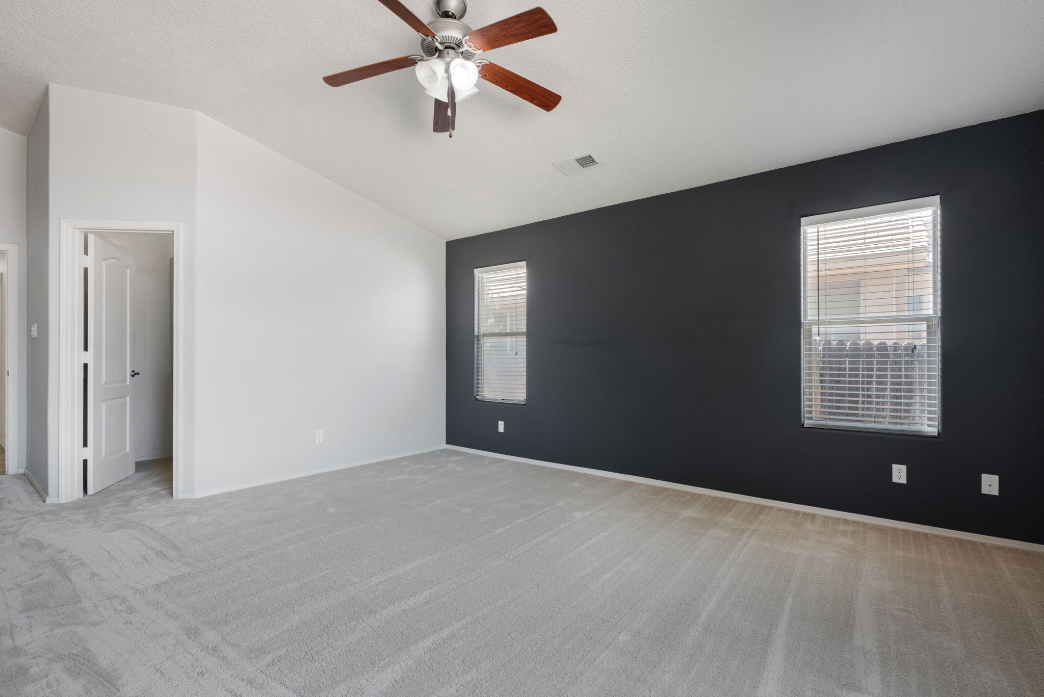 2100 Violeta Circle Southeast Rio Rancho, NM 87124 - Photo 23 of 35