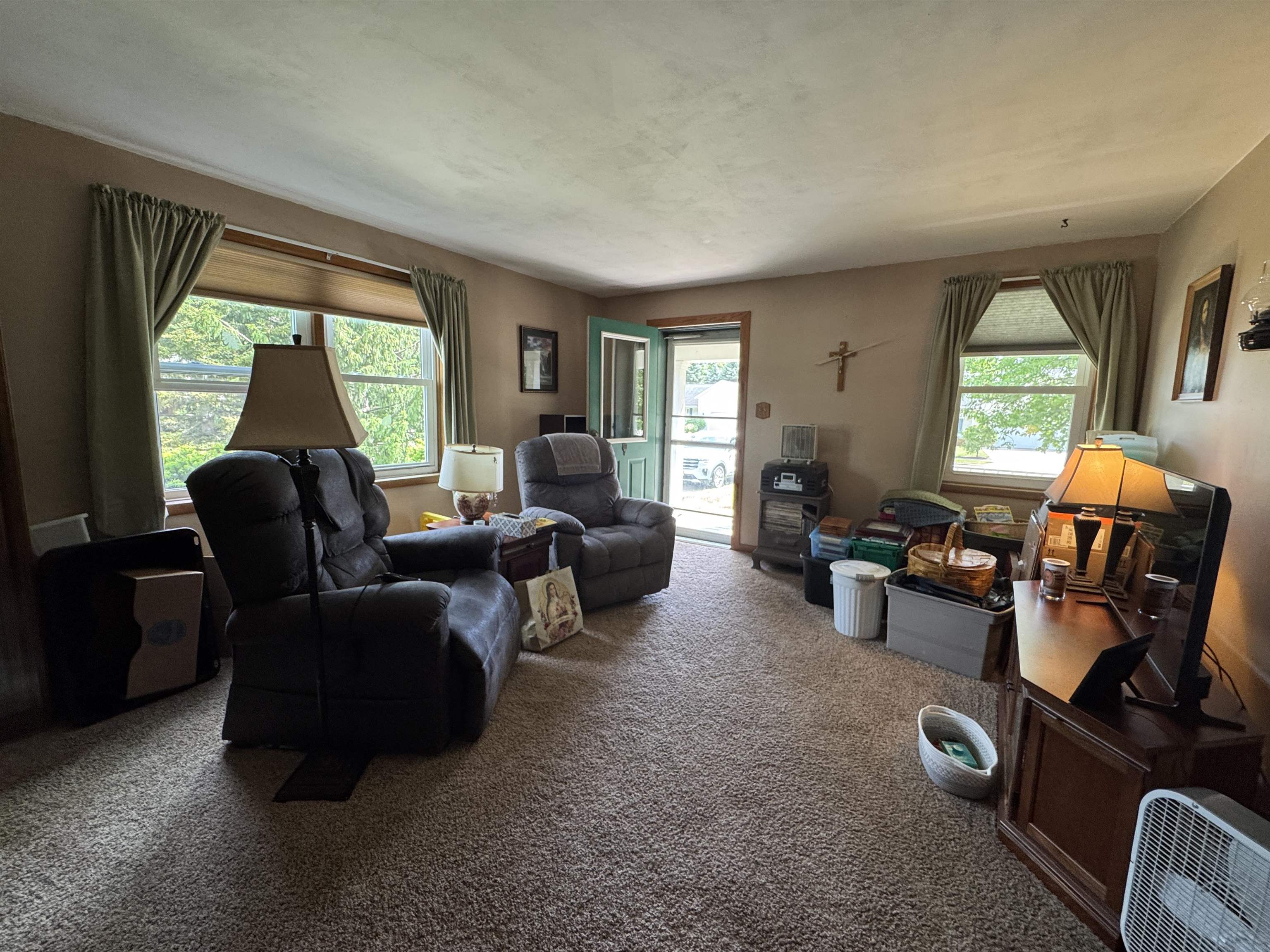 930 South Grove Street Ripon, WI 54971 - Photo 8 of 21