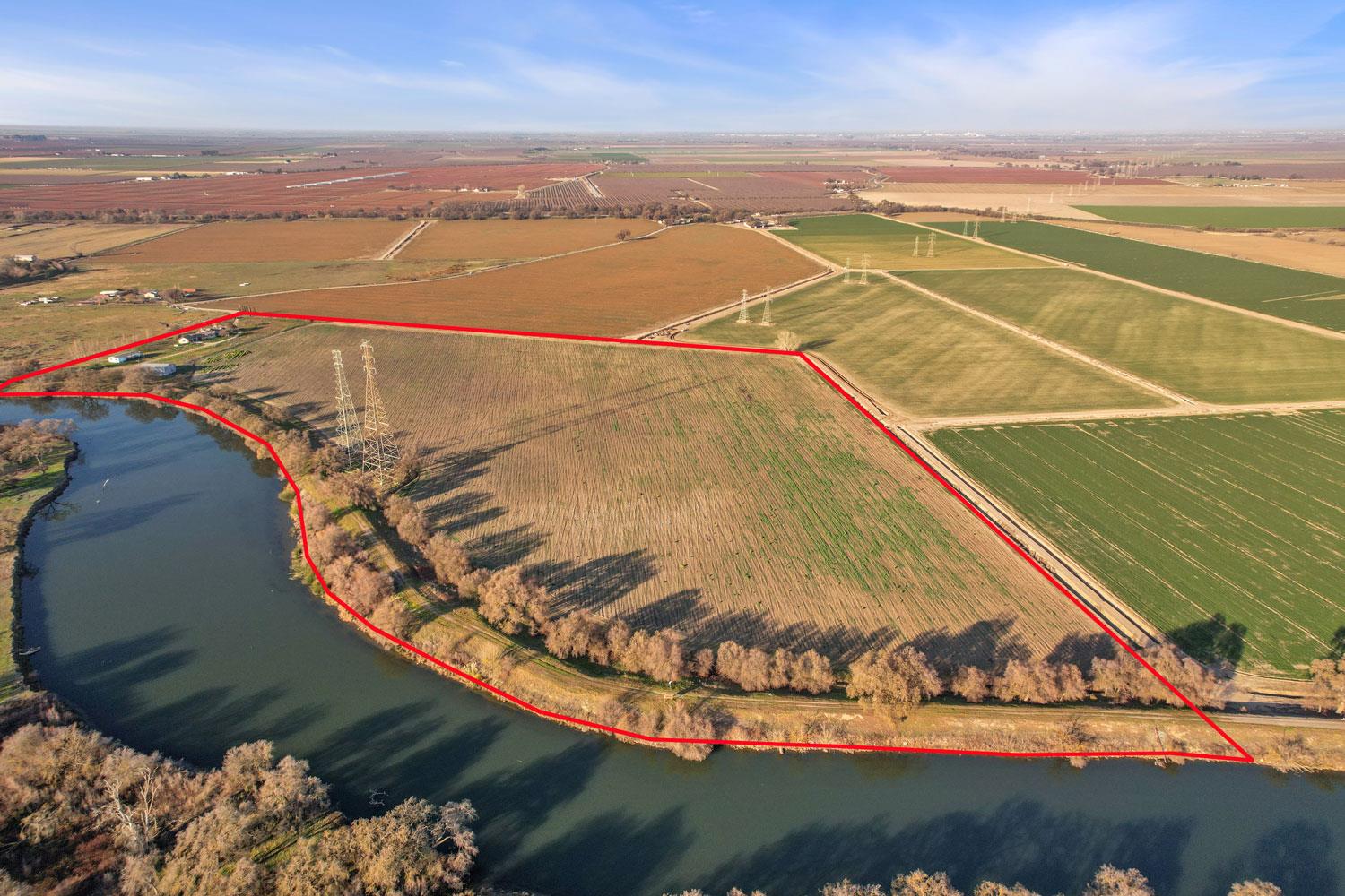 16321 South Wing Levee Road Stockton, CA 95206 - Photo 12 of 71 a view of an ocean and beach