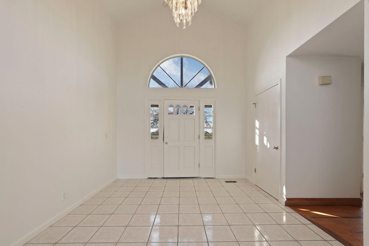 16321 South Wing Levee Road Stockton, CA 95206 - Photo 19 of 71