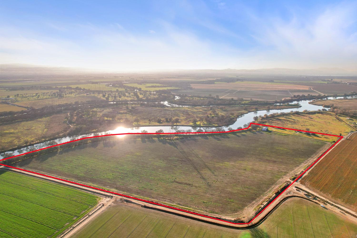 16321 South Wing Levee Road Stockton, CA 95206 - Photo 58 of 71 an aerial view of a pool
