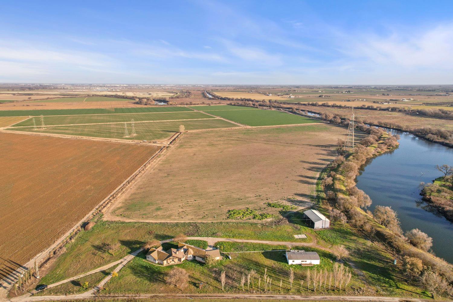 16321 South Wing Levee Road Stockton, CA 95206 - Photo 8 of 71 a view of an ocean and beach