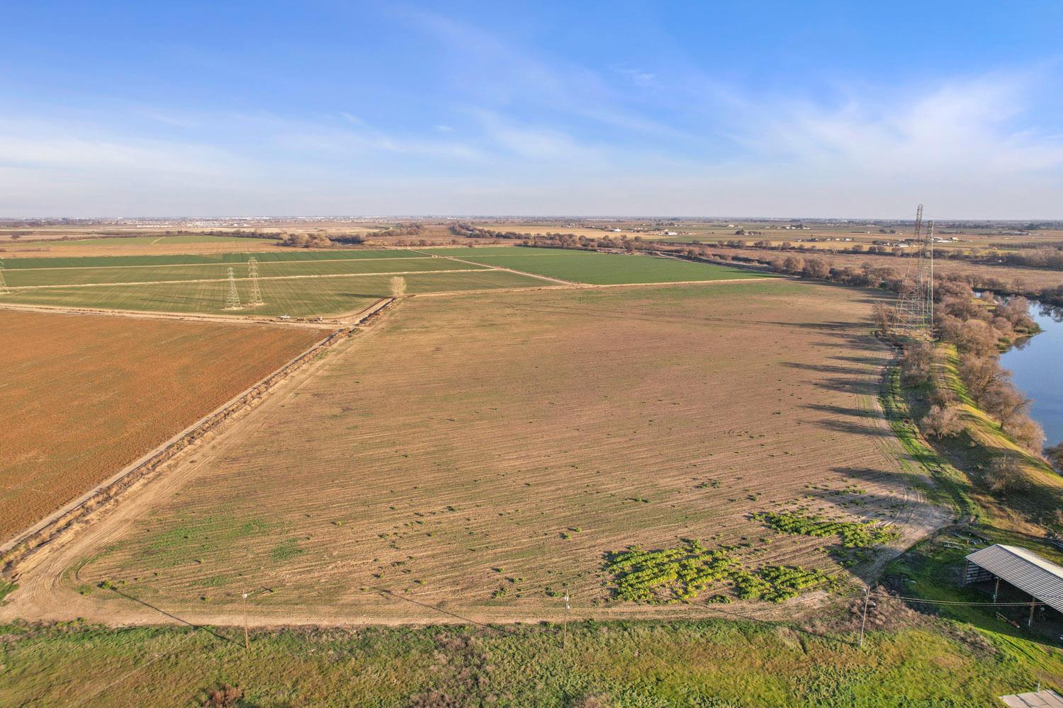 16321 South Wing Levee Road Stockton, CA 95206 - Photo 10 of 71