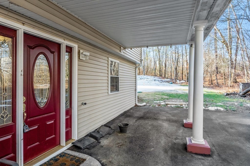 36 Cranberry Road Pepperell, MA 01463 - Photo 5 of 42 Gallery Image 5