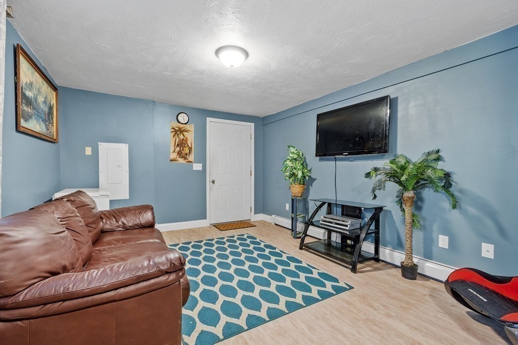 36 Cranberry Road Pepperell, MA 01463 - Photo 7 of 42 Gallery Image 7