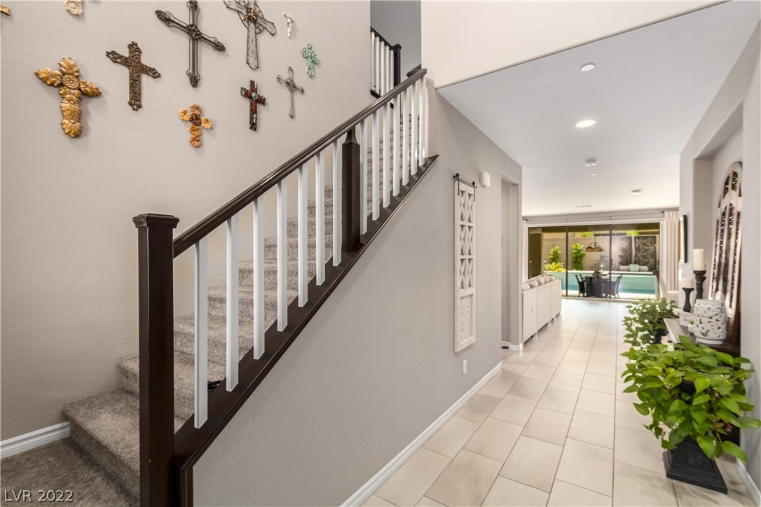 991 Sierra Ridge Street Henderson, NV 89002 - Photo 4 of 50 Gallery Image 4