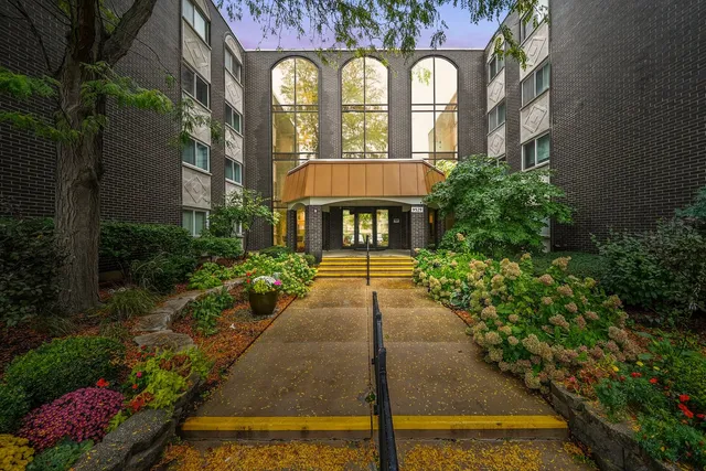 $279,000 | 9529 Bronx Place, Unit 314, Skokie, IL 60077