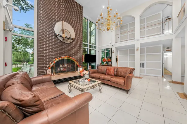 $279,000 | 9529 Bronx Place, Unit 314, Skokie, IL 60077