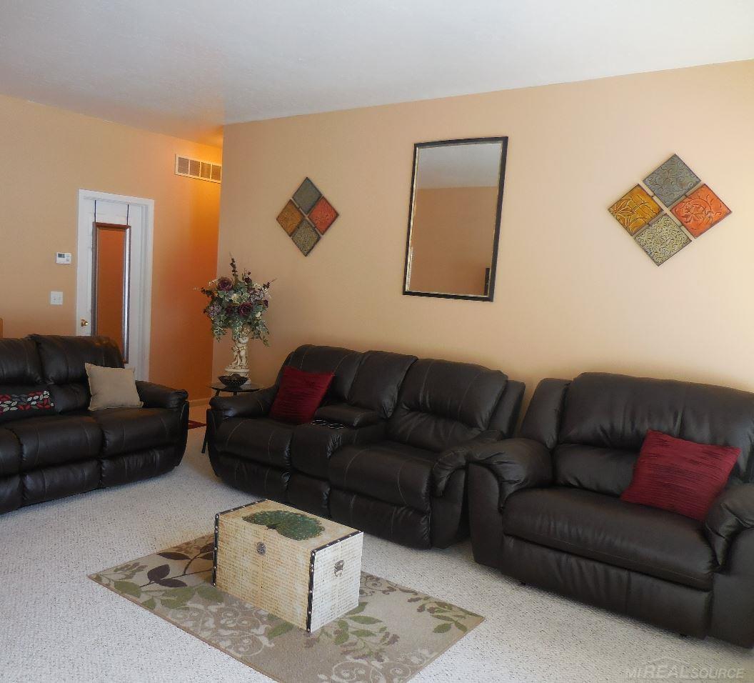 4291 North Lapeer Road Lapeer, MI 48446 - Photo 4 of 16