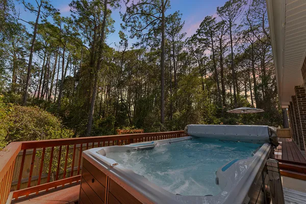 $560,000 | 6 Davis Court, Shalimar, FL 32579