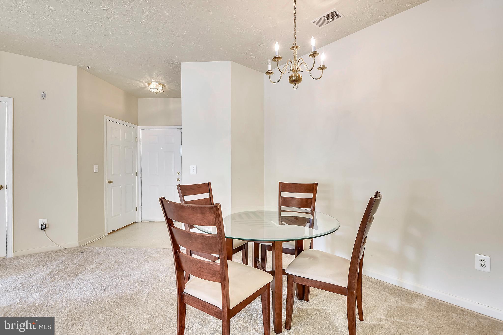 5474 Glenthorne Court Baltimore, MD 21237 - Photo 9 of 26 Dining Area