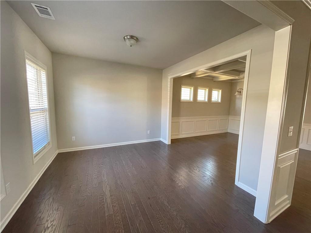 5775 Rialto Way Cumming, GA 30040 - Photo 3 of 18 Gallery Image 3