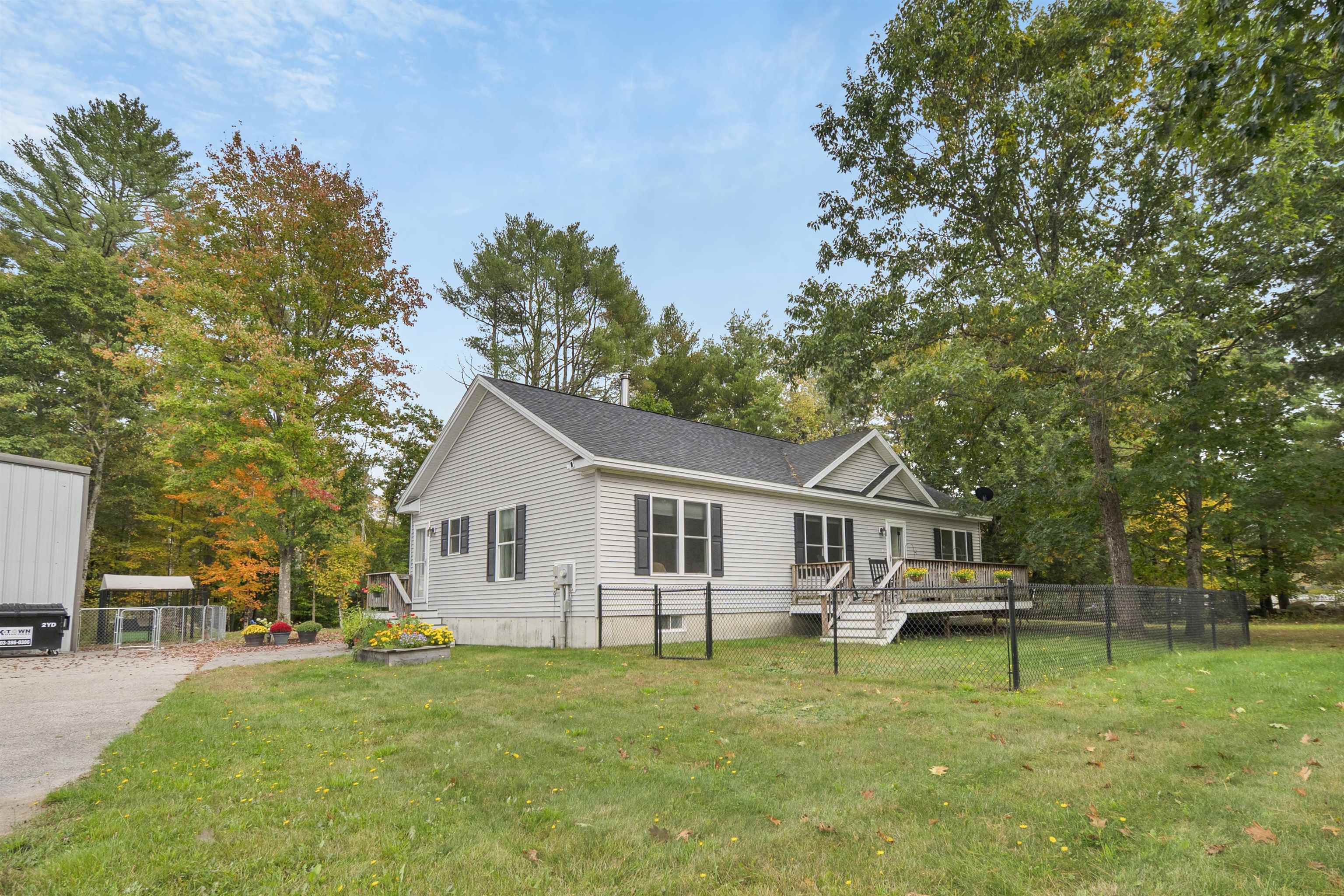 34 Raymond Road Deerfield, NH 03037 - Photo 2 of 46