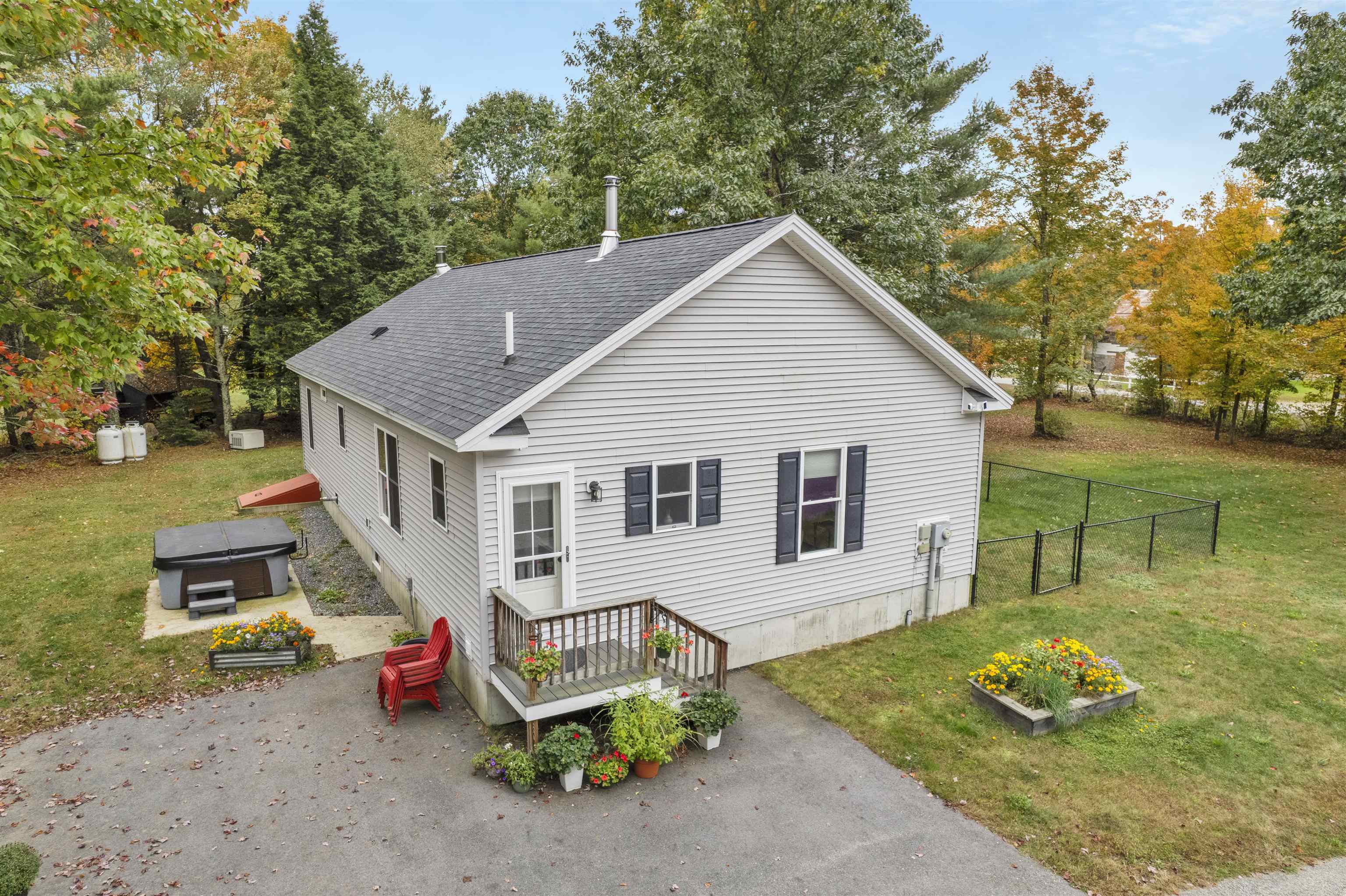 34 Raymond Road Deerfield, NH 03037 - Photo 30 of 46