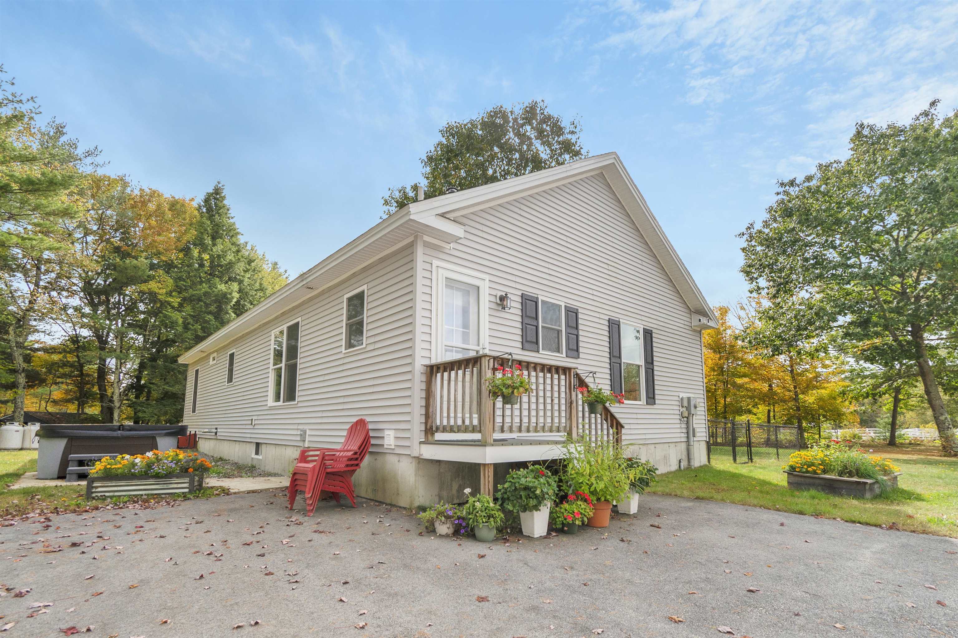 34 Raymond Road Deerfield, NH 03037 - Photo 34 of 46