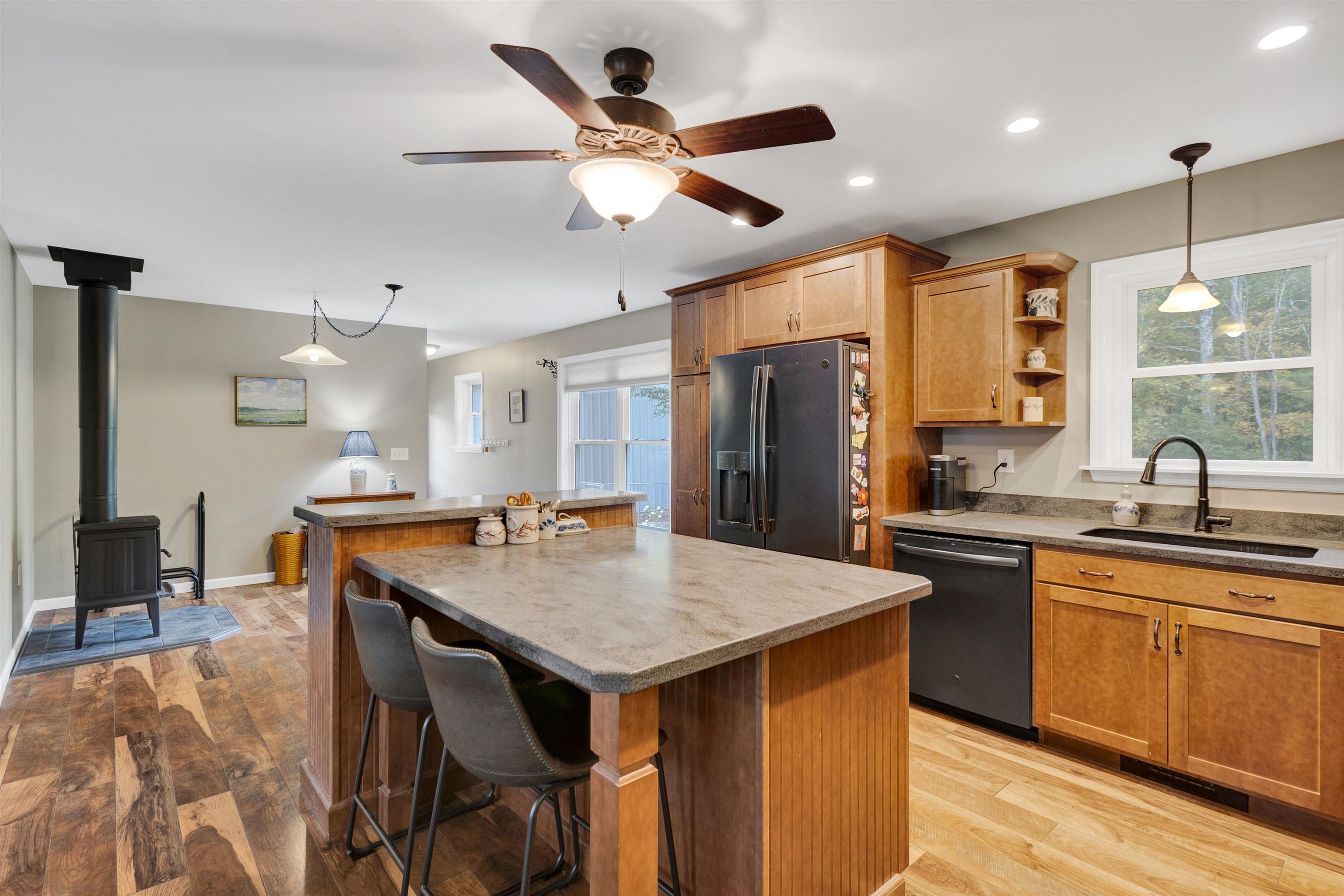 34 Raymond Road Deerfield, NH 03037 - Photo 42 of 46