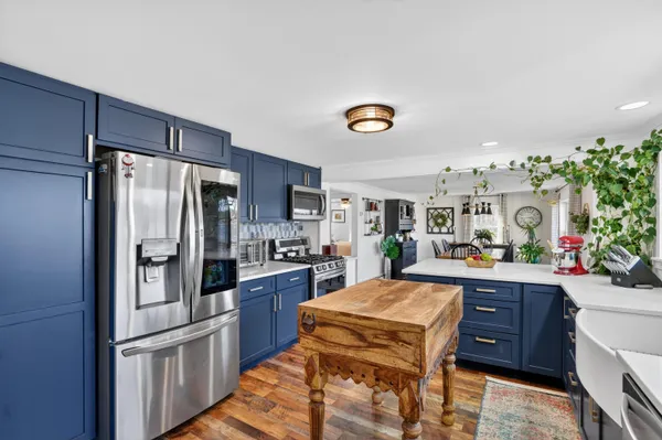 $469,000 | 30994 Highway 12, Sturgis, MI 49091