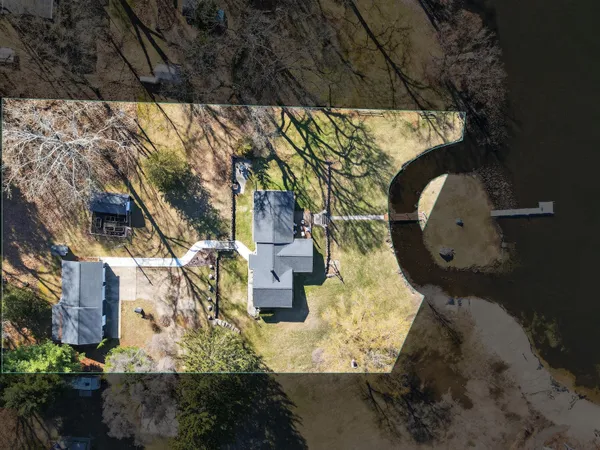 $469,000 | 30994 Highway 12, Sturgis, MI 49091