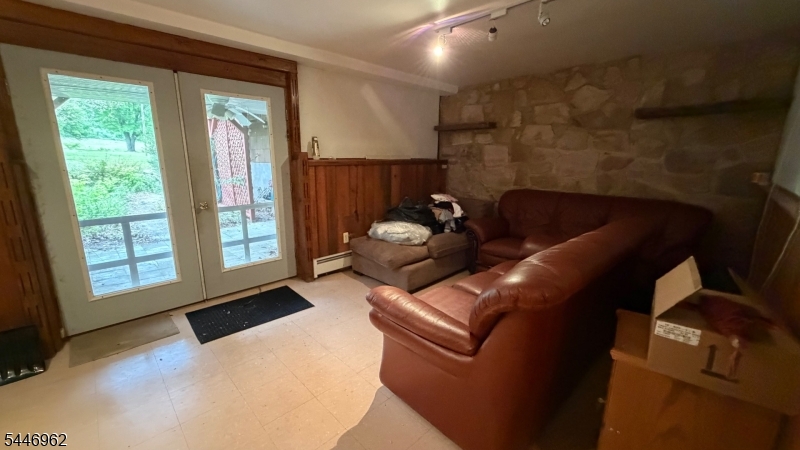 112 Allerton Road Annandale, NJ 08801 - Photo 40 of 50