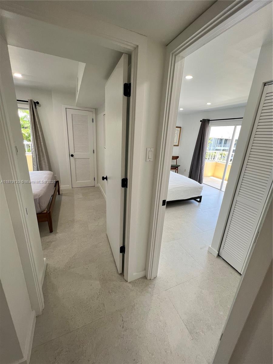 3304 Virginia Street, Unit 6B Miami, FL 33133 - Photo 6 of 15 a view of a living room