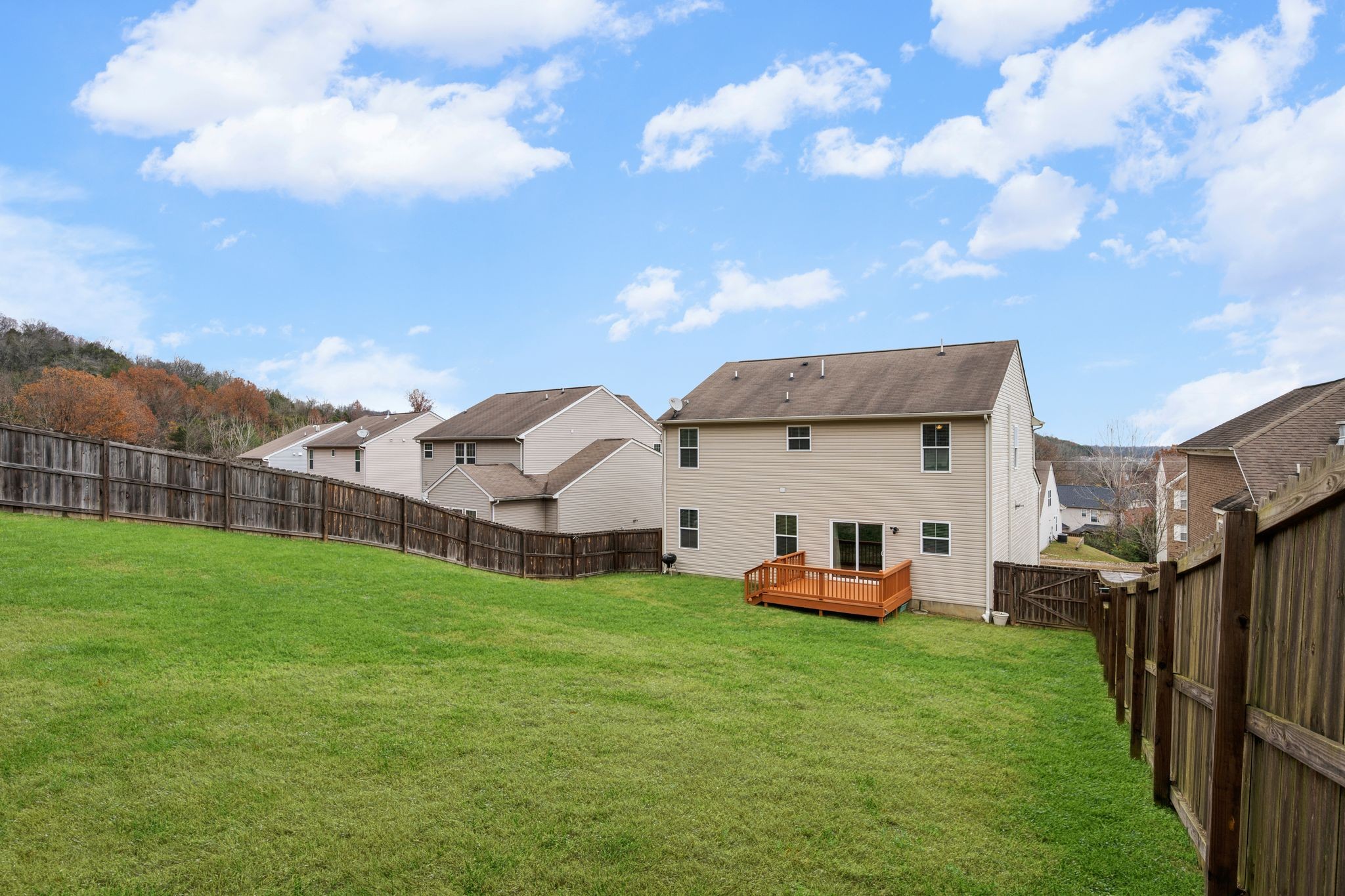2569 Jordan Ridge Drive Nashville, TN 37218 - Photo 42 of 46 a front view of a house with garden