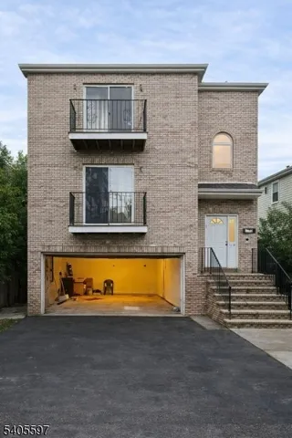 $845,000 | 56 Kent Street, Newark, NJ 07108