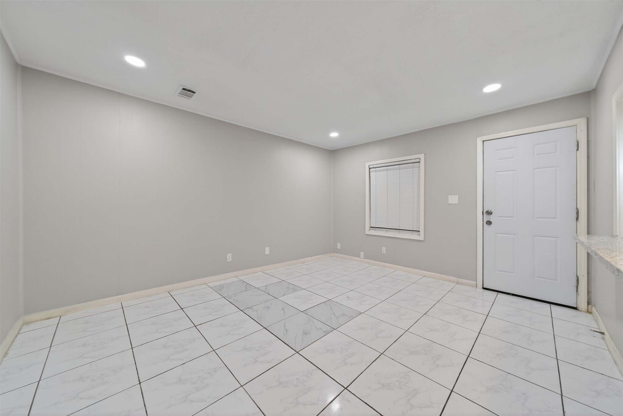 428 Gans Street Houston, TX 77029 - Photo 6 of 35