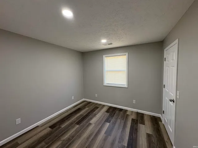 $187,000 | 112 West 2nd Street, Birdseye, IN 47513