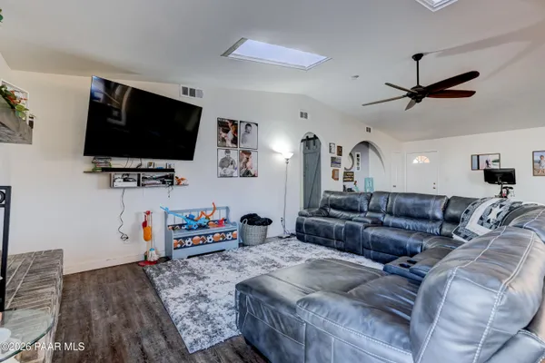 $400,000 | 10838 East Oxbow Drive, Dewey, AZ 86327