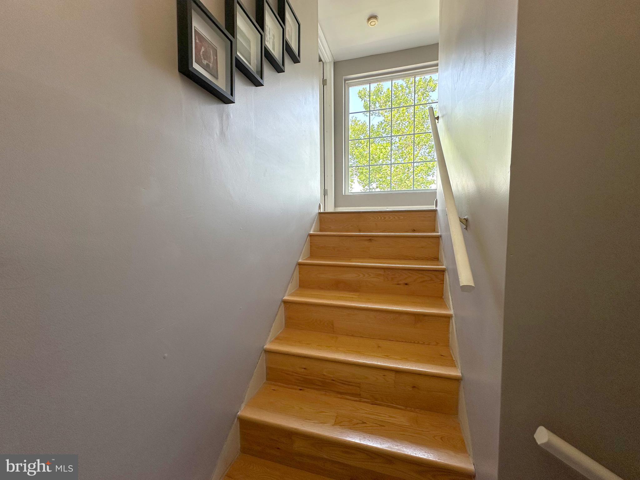 7811 Meath Road Baltimore, MD 21222 - Photo 43 of 52 a view of entryway