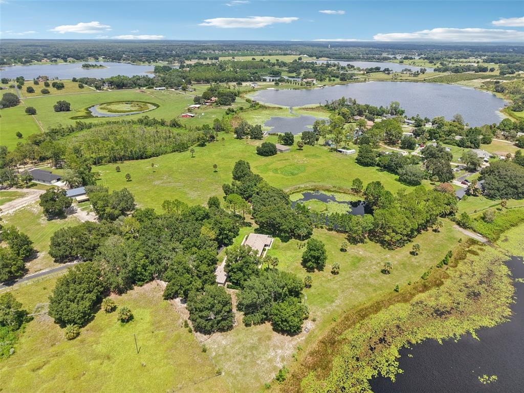 40610 Babb Road Umatilla, FL 32784 - Photo 41 of 45 a view of a city with an ocean