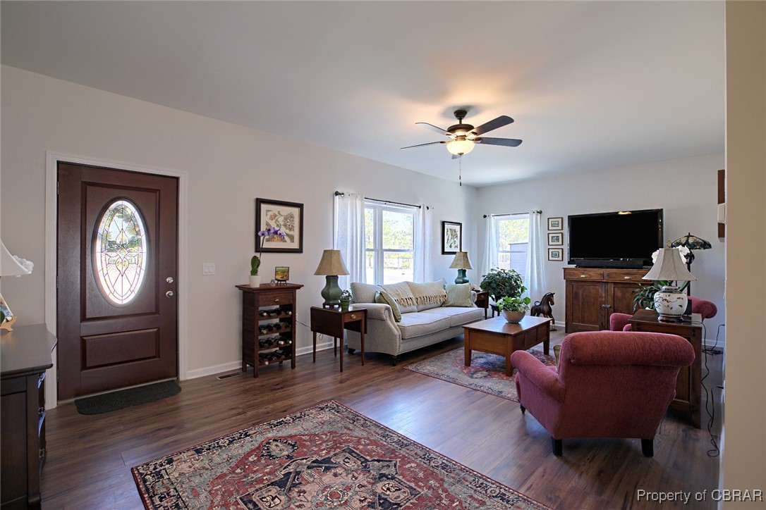1676 Windsor Road Dutton, VA 23050 - Photo 4 of 36