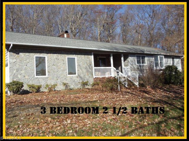 373 Don Walters Road Jefferson, NC 28640 - Photo 1 of 17 Main View