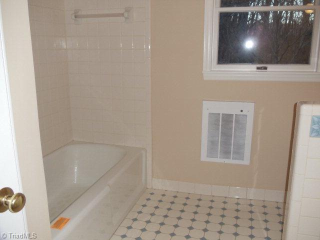 373 Don Walters Road Jefferson, NC 28640 - Photo 11 of 17 bath 2