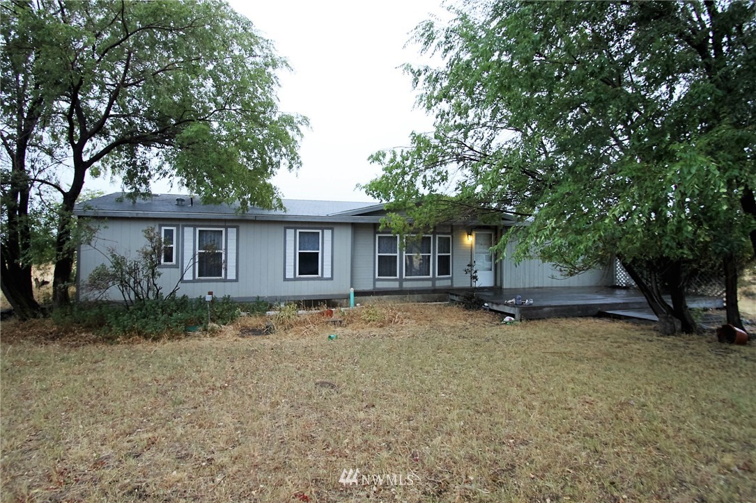 7260 Robbins Road Ellensburg, WA 98926 - Photo 1 of 17 Gallery Image 1