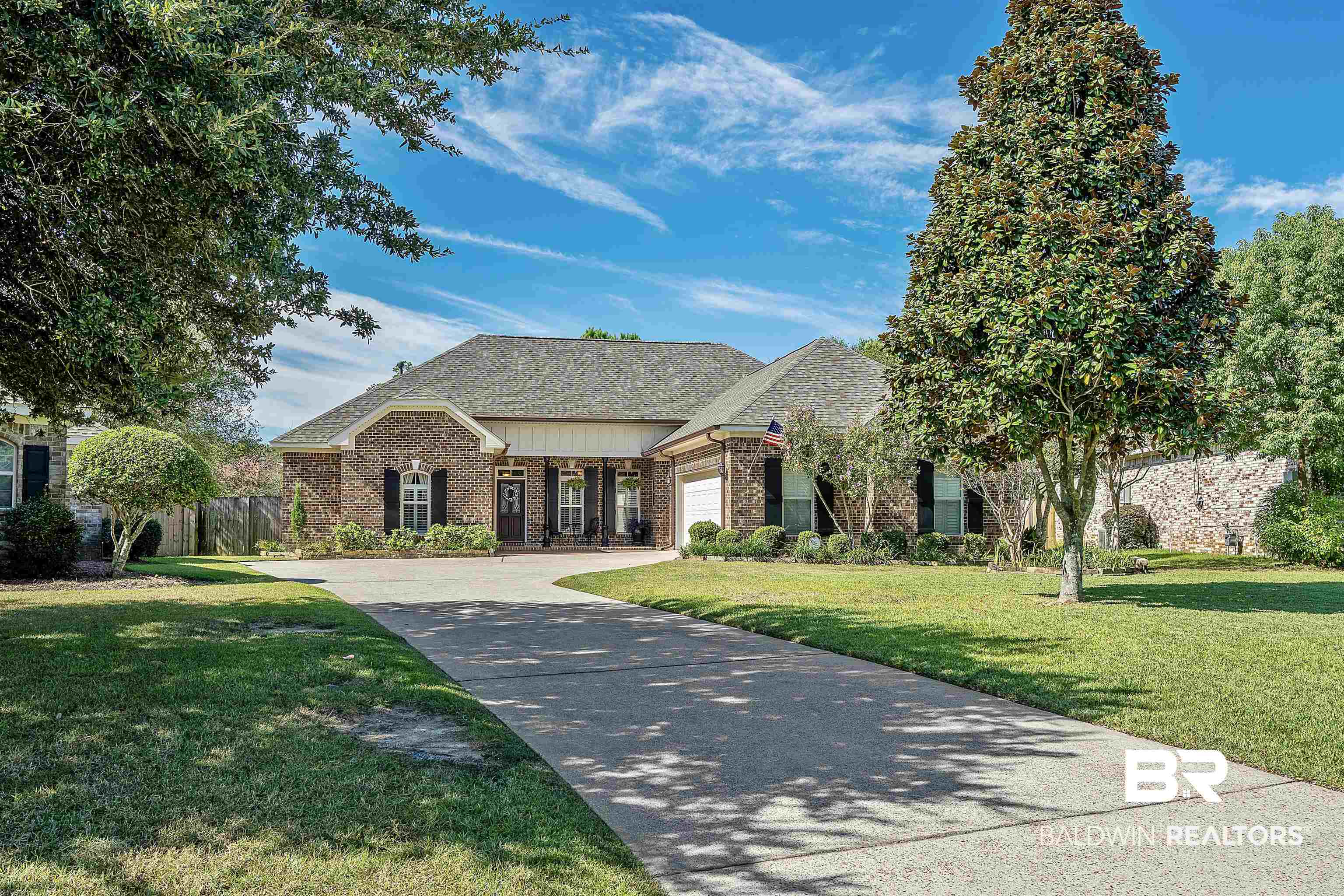 112 Pinnacle Court Fairhope, AL 36532 - Photo 3 of 44 Front Drive