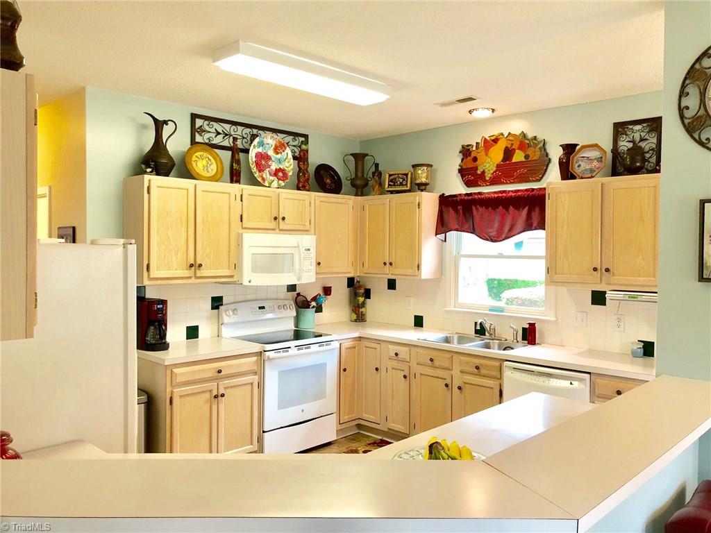 6265 Spring Park Road Clemmons, NC 27012 - Photo 15 of 26 Gallery Image 15