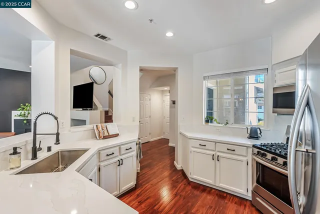 $925,000 | 10630 Roys Hill Lane, Dublin, CA 94568