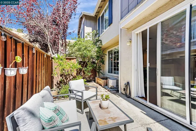 $925,000 | 10630 Roys Hill Lane, Dublin, CA 94568