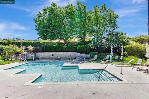 $925,000 | 10630 Roys Hill Lane, Dublin, CA 94568