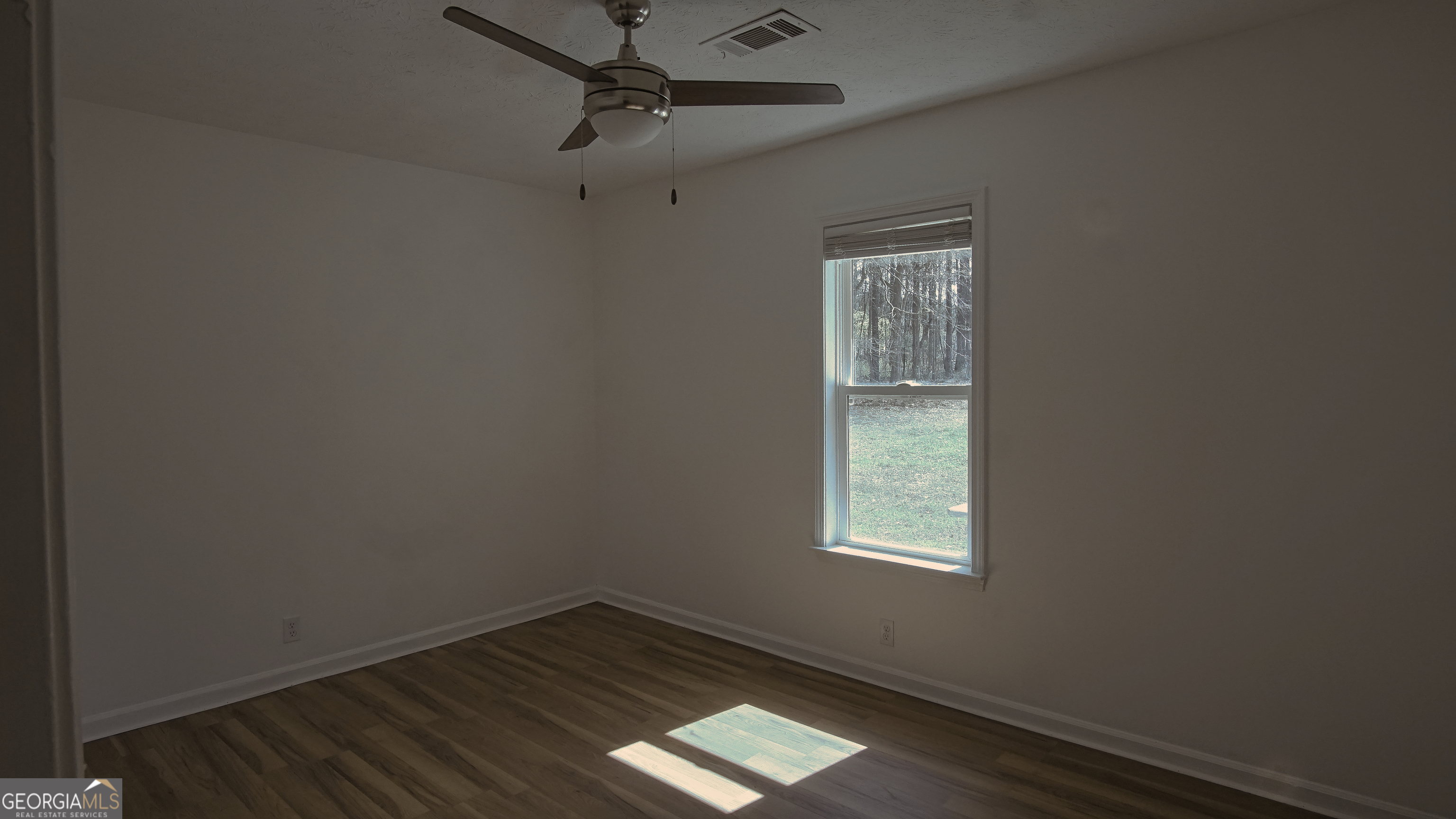 135 Dixie Lane Covington, GA 30014 - Photo 38 of 85 Bedroom