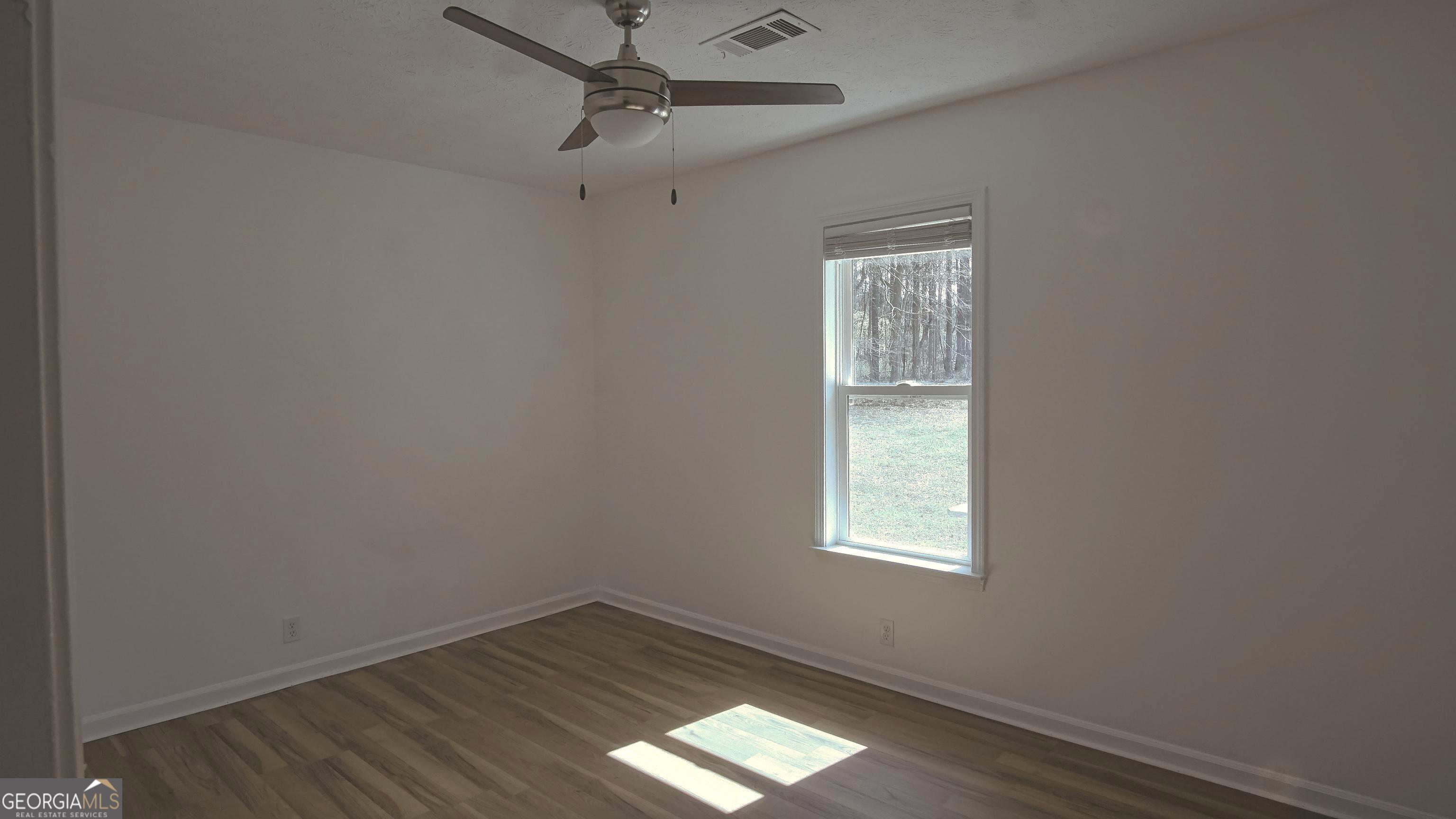 135 Dixie Lane Covington, GA 30014 - Photo 39 of 85 Bedroom