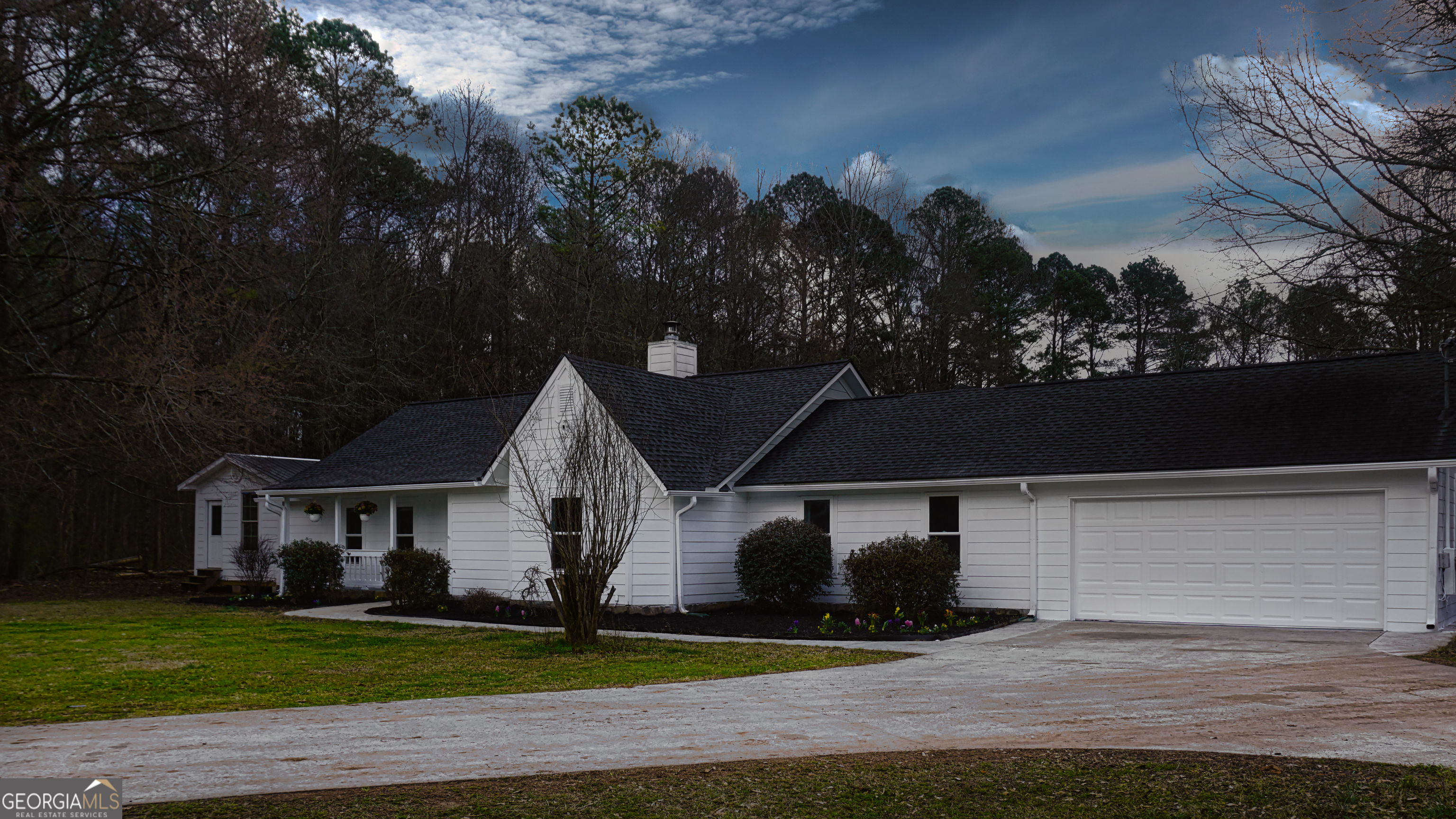 135 Dixie Lane Covington, GA 30014 - Photo 5 of 85 Front of Home