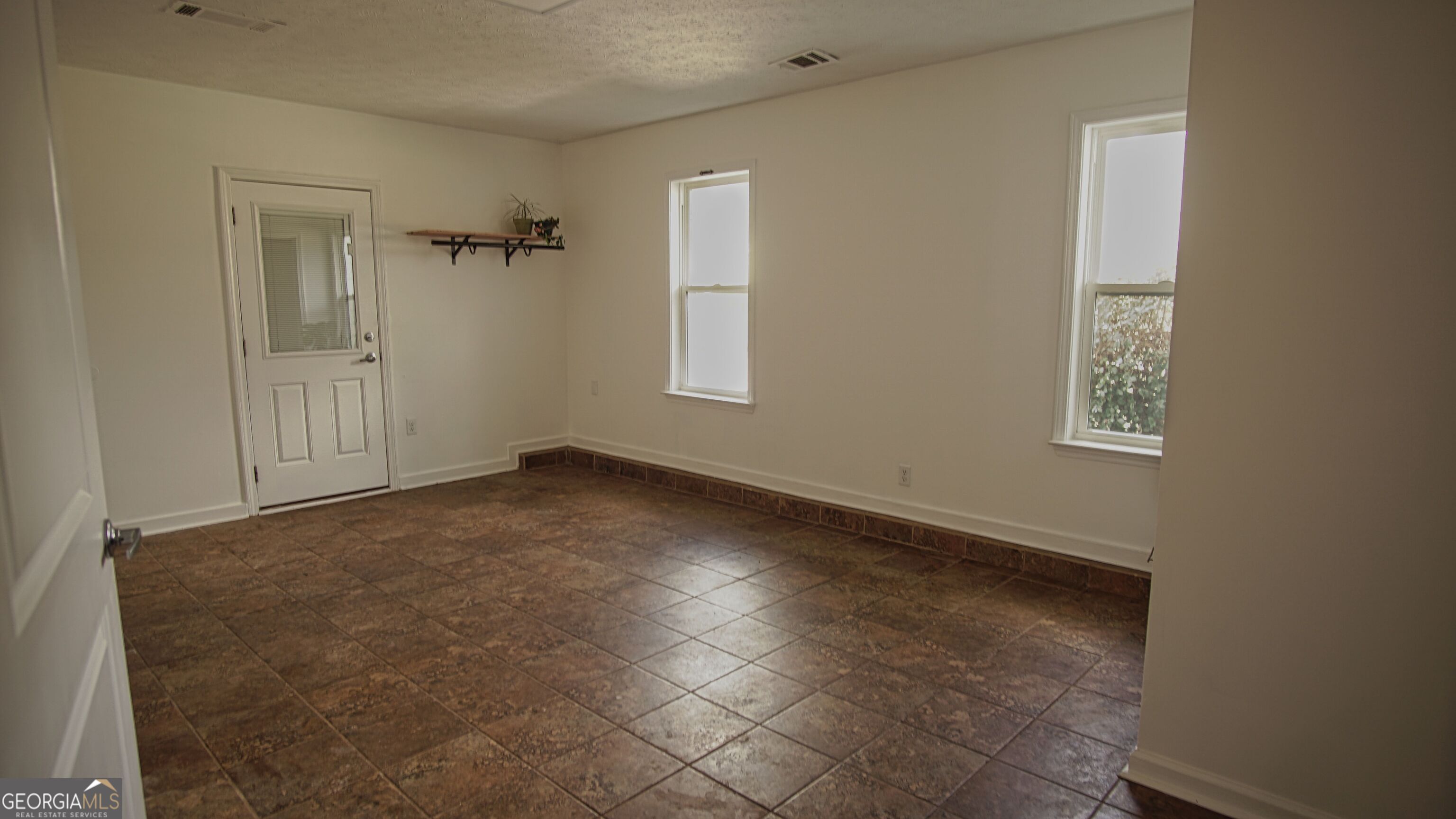 135 Dixie Lane Covington, GA 30014 - Photo 52 of 85 5th Bedroom, Office, Playroom or Hair Salon