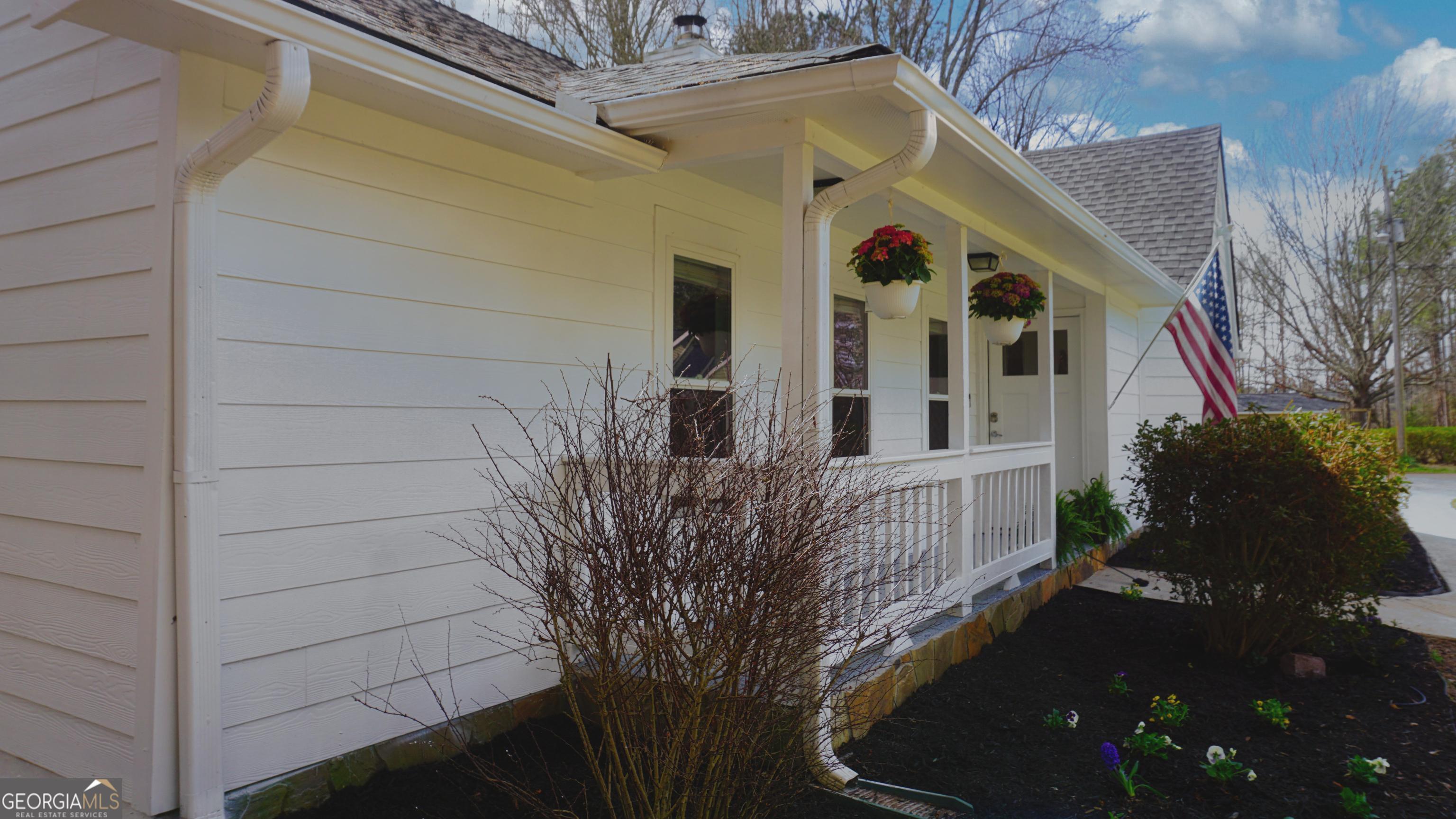 135 Dixie Lane Covington, GA 30014 - Photo 8 of 85 Front Porch