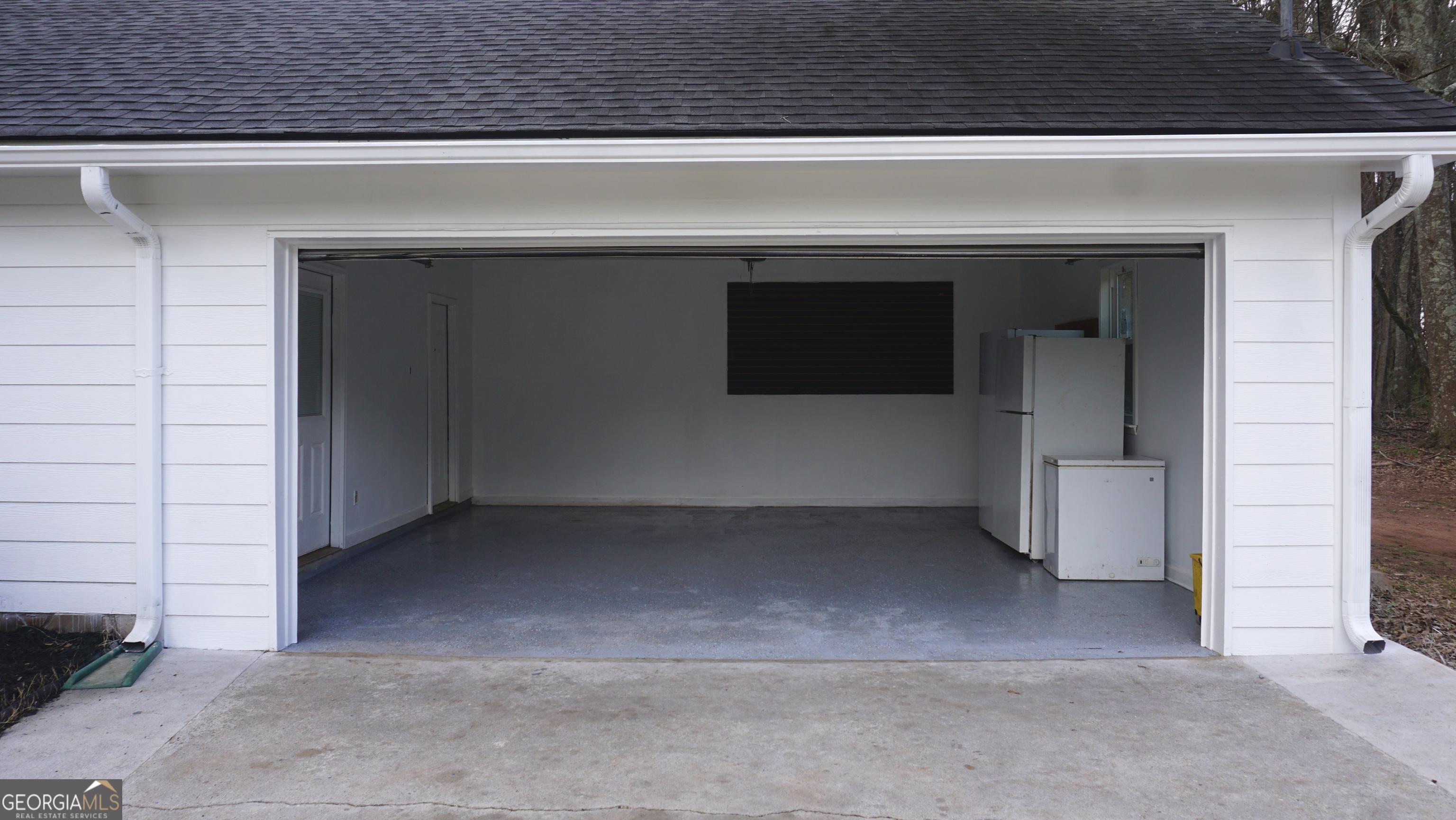 135 Dixie Lane Covington, GA 30014 - Photo 83 of 85 Garage