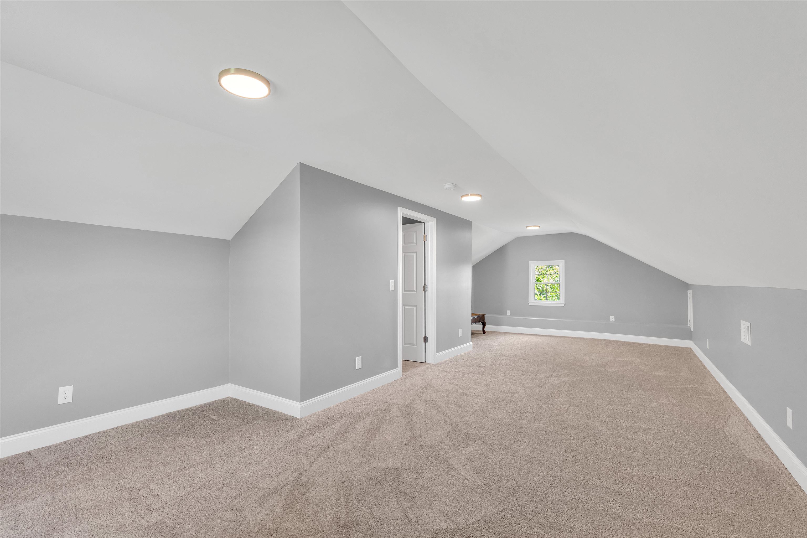 355 State Rd S-11-199 Gaffney, SC 29340 - Photo 26 of 40 Upstairs: 4th bd, office....