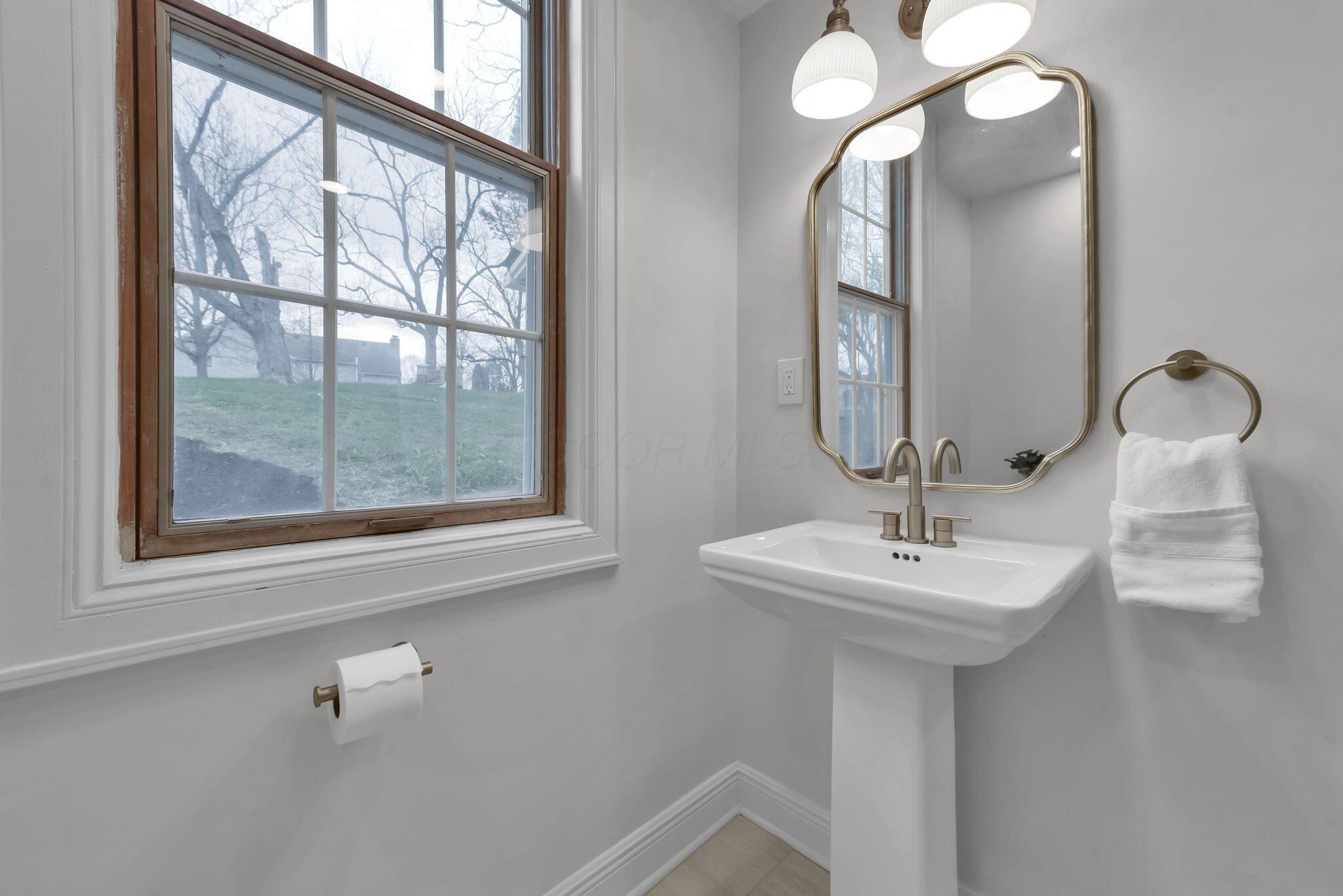 1490 Stratford Road Delaware, OH 43015 - Photo 22 of 38