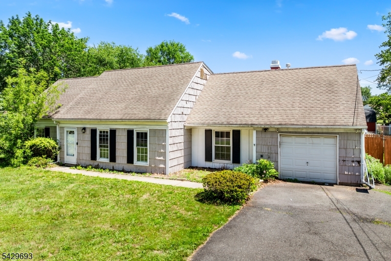 726 New Brunswick Road Somerset, NJ 08873 - Photo 3 of 27