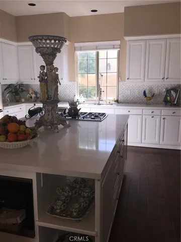 $10,000 | 10715 Plumas Way, Tustin, CA 92782